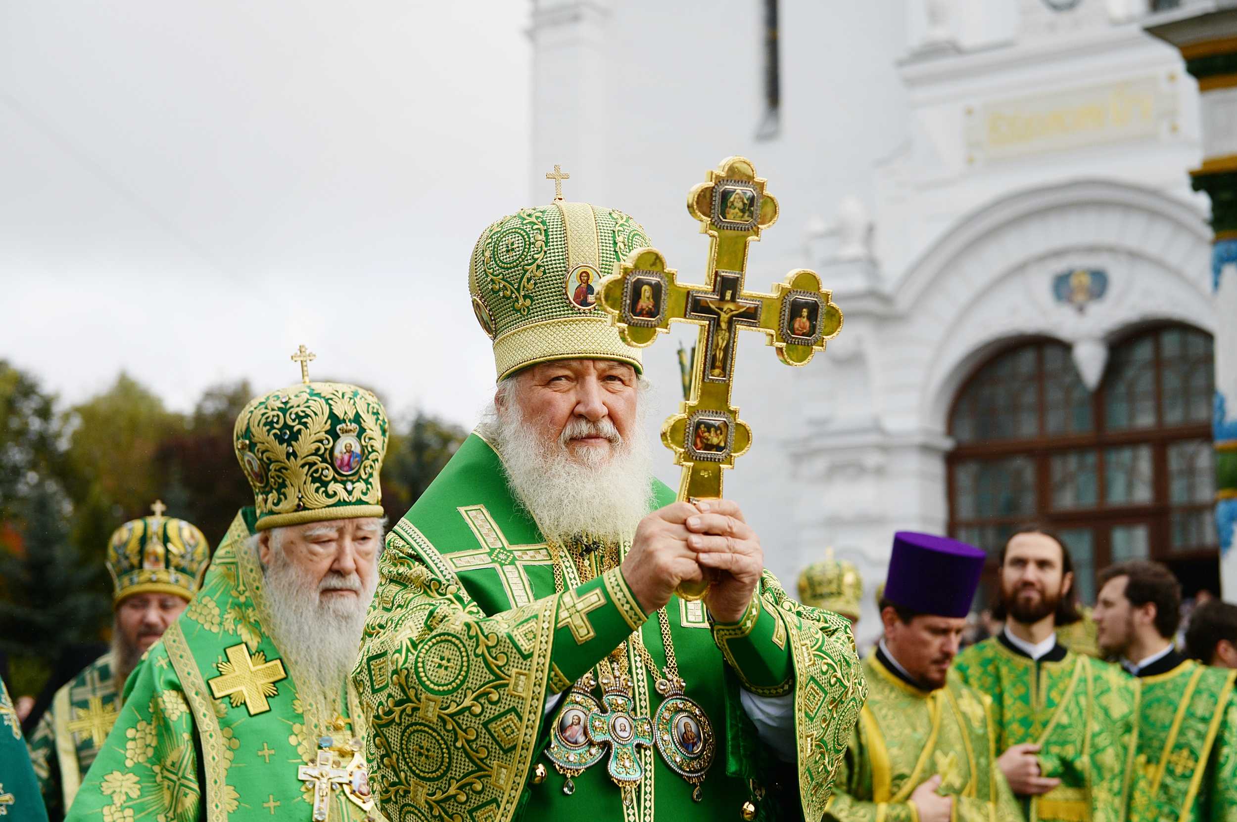 Святейший Патриарх Кирилл: Единство Русской Церкви — поверх всяких  человеческих границ — Александровская епархия