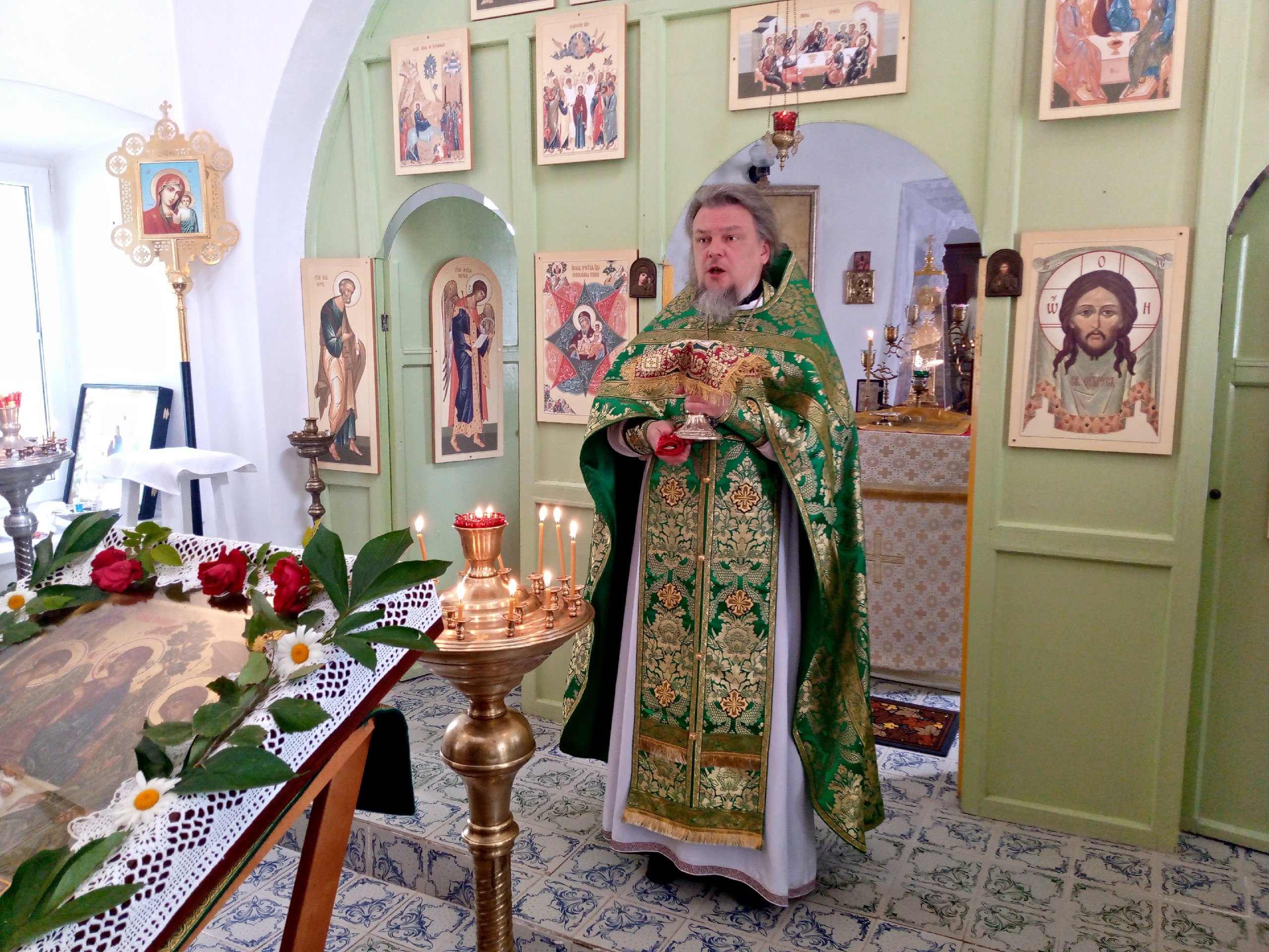 Свято-Троицкий храм в с. Дубки встретил престольный праздник —  Александровская епархия